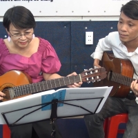Học viên Guitar - Thu Huyền